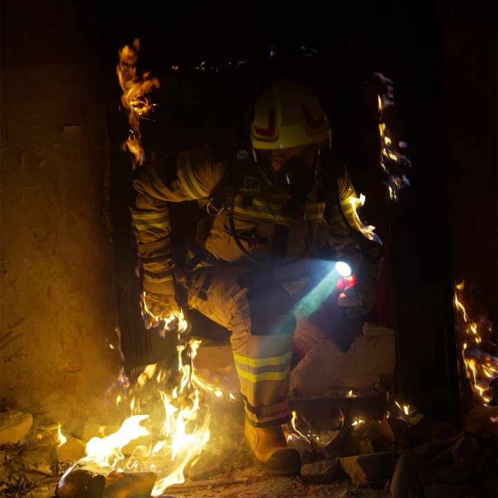 Latarka kątowa M-FIRE GUARDIAN XR ATEX
